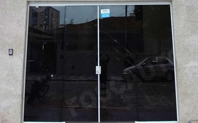 box-banheiro-aplicacao-insulfilm-fume